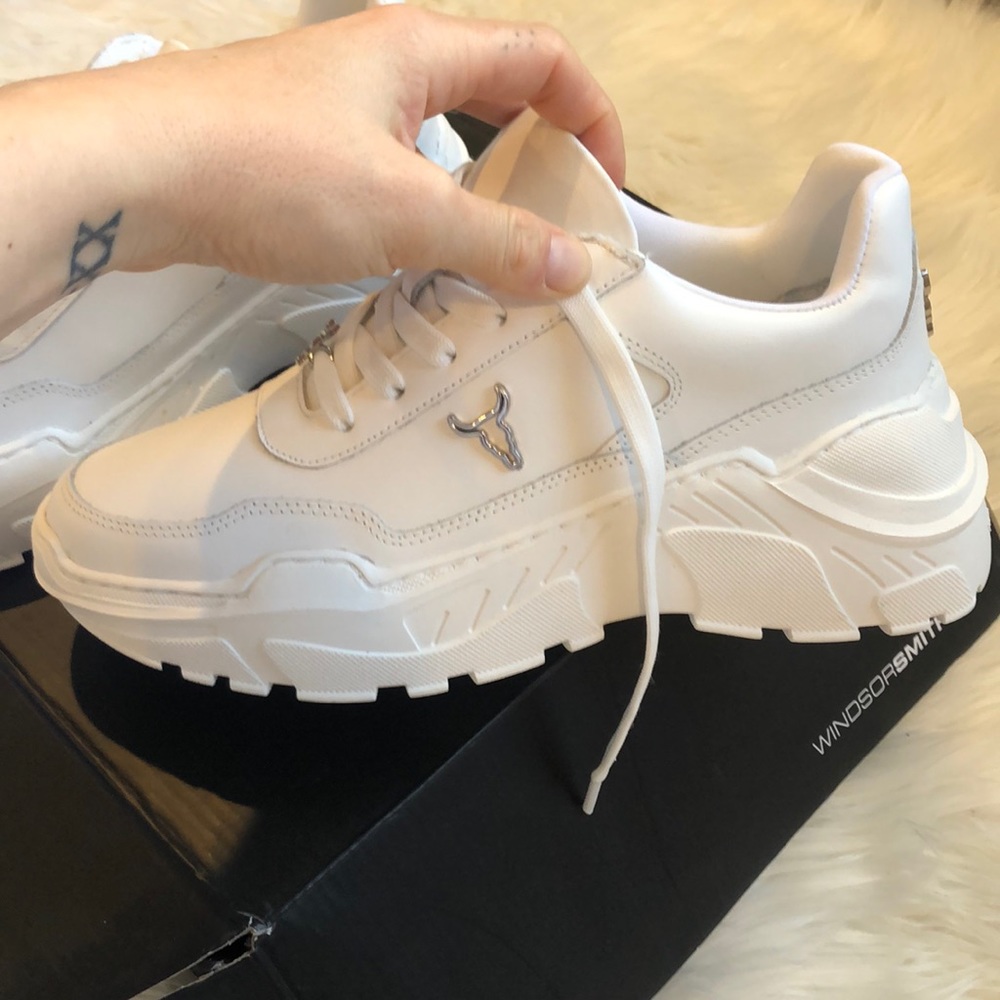 Windsor smith carte white